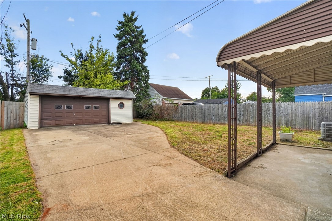 13517 Saint James Avenue Cleveland OH 44135