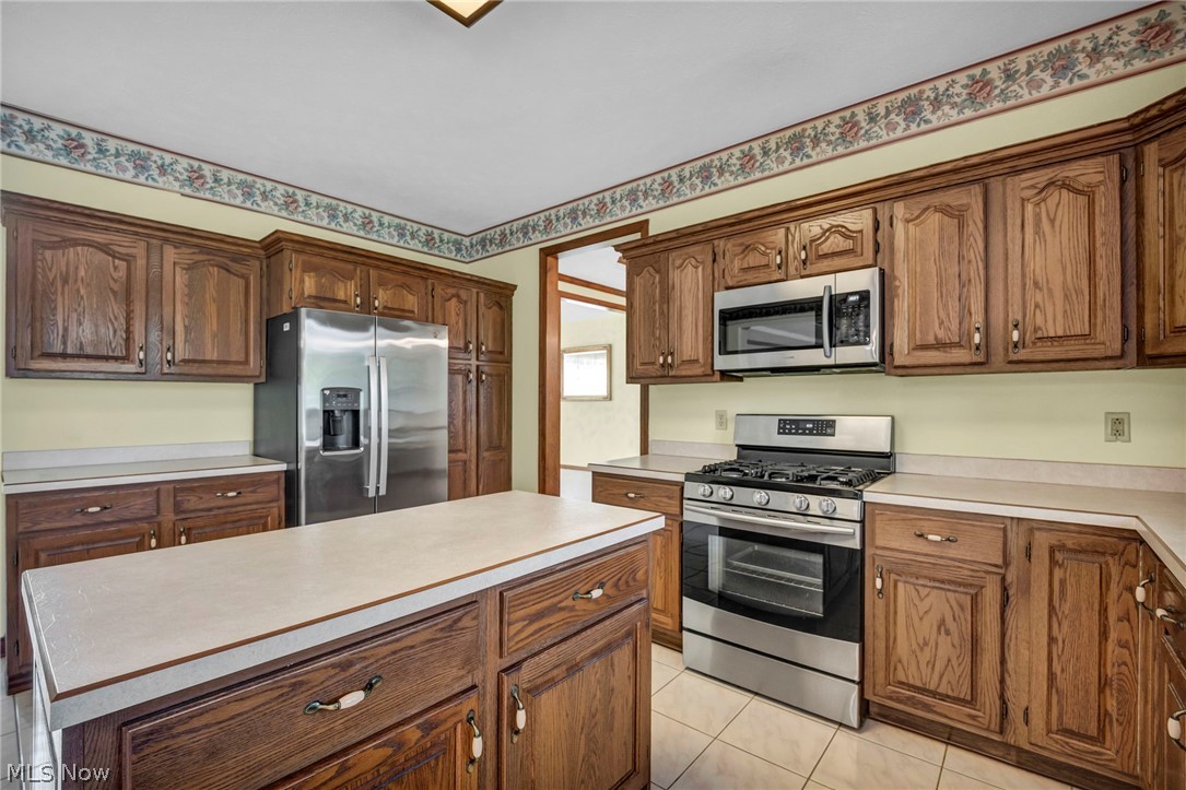 6229 Kenarden Drive Highland Heights OH 44143