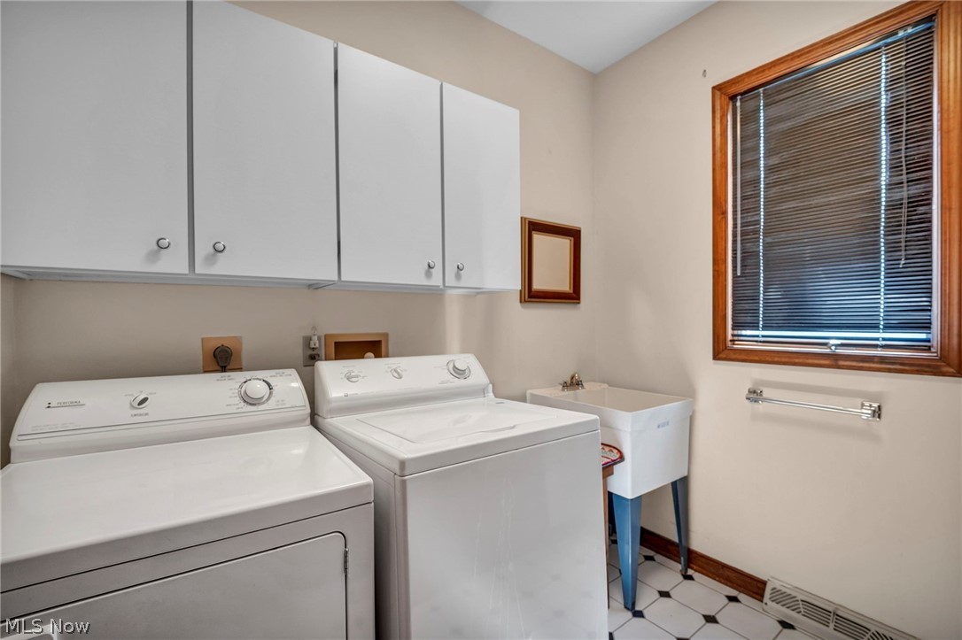 6229 Kenarden Drive Highland Heights OH 44143