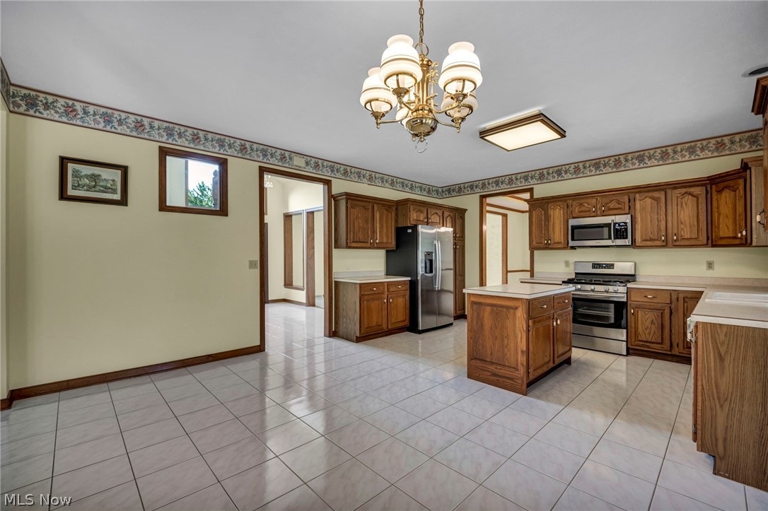 6229 Kenarden Drive Highland Heights OH 44143