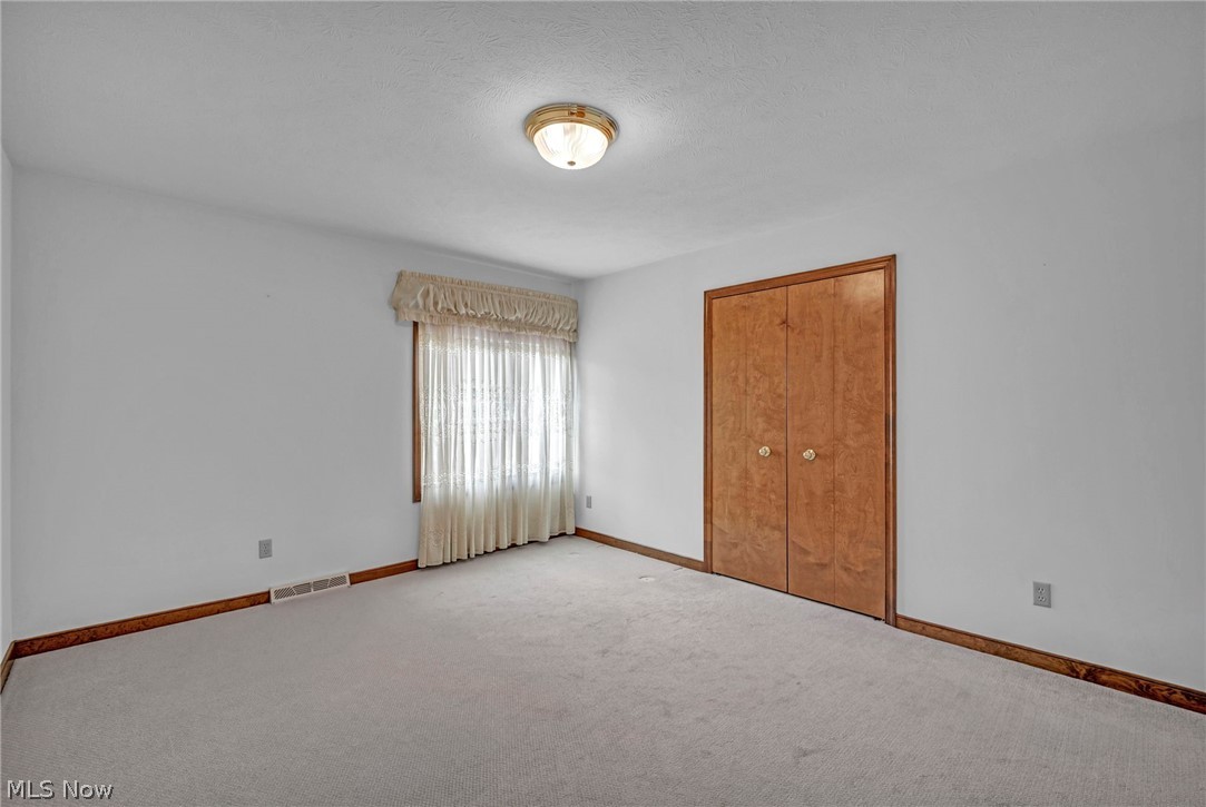 6229 Kenarden Drive Highland Heights OH 44143
