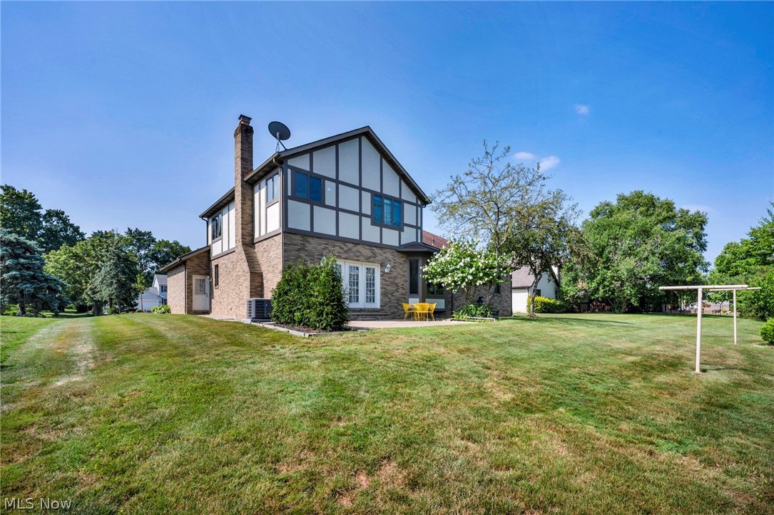 6229 Kenarden Drive Highland Heights OH 44143