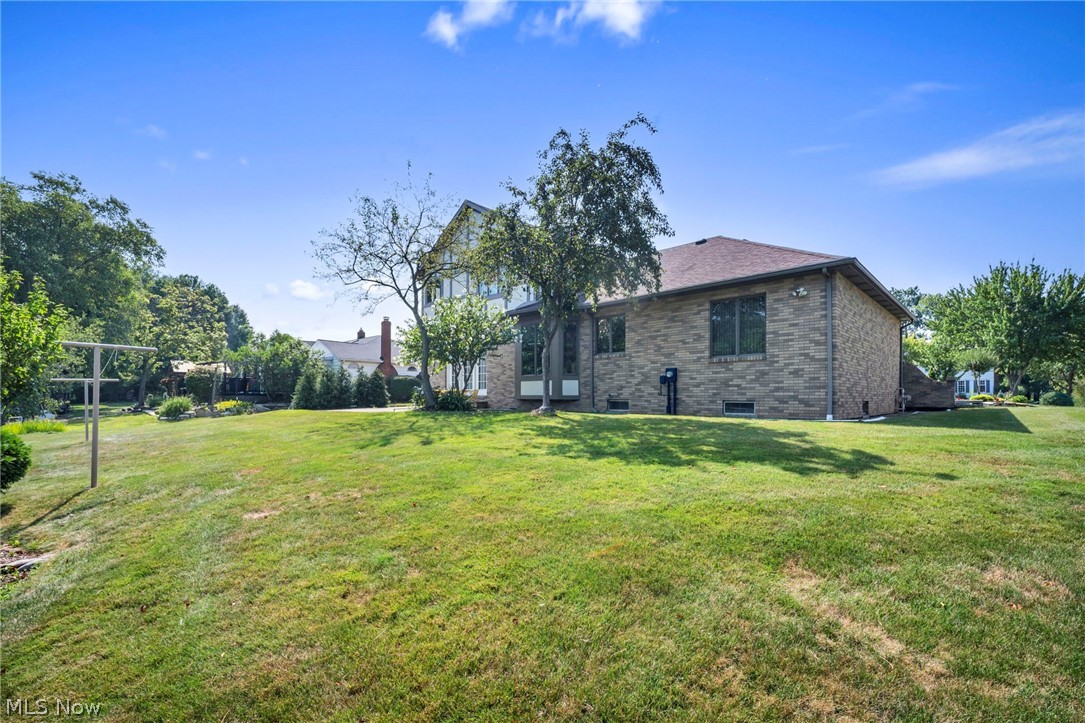 6229 Kenarden Drive Highland Heights OH 44143