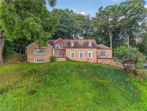 2715 Westdale Road NW Canton OH 44708