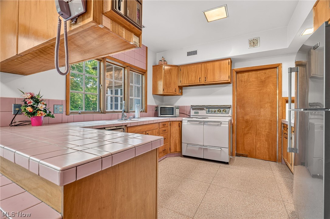 2715 Westdale Road NW Canton OH 44708