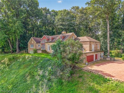 2715 Westdale Road NW Canton OH 44708