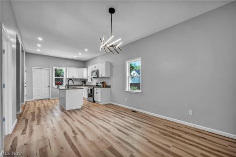 1319 Walnut Road SE Massillon OH 44646
