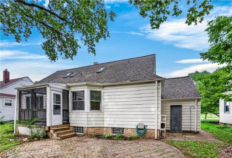 1274 Dorsh Road South Euclid OH 44121