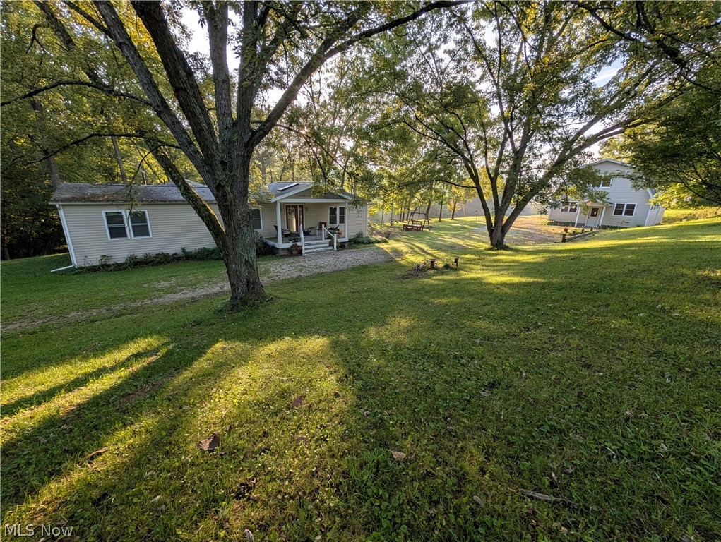 940 Perron Road SE Carrollton OH 44615