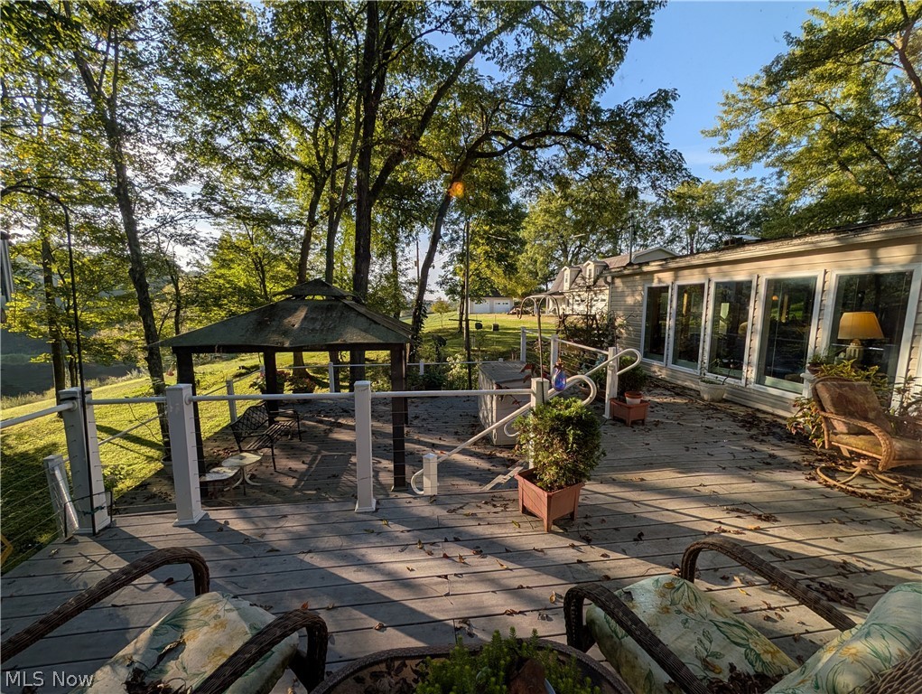 940 Perron Road SE Carrollton OH 44615