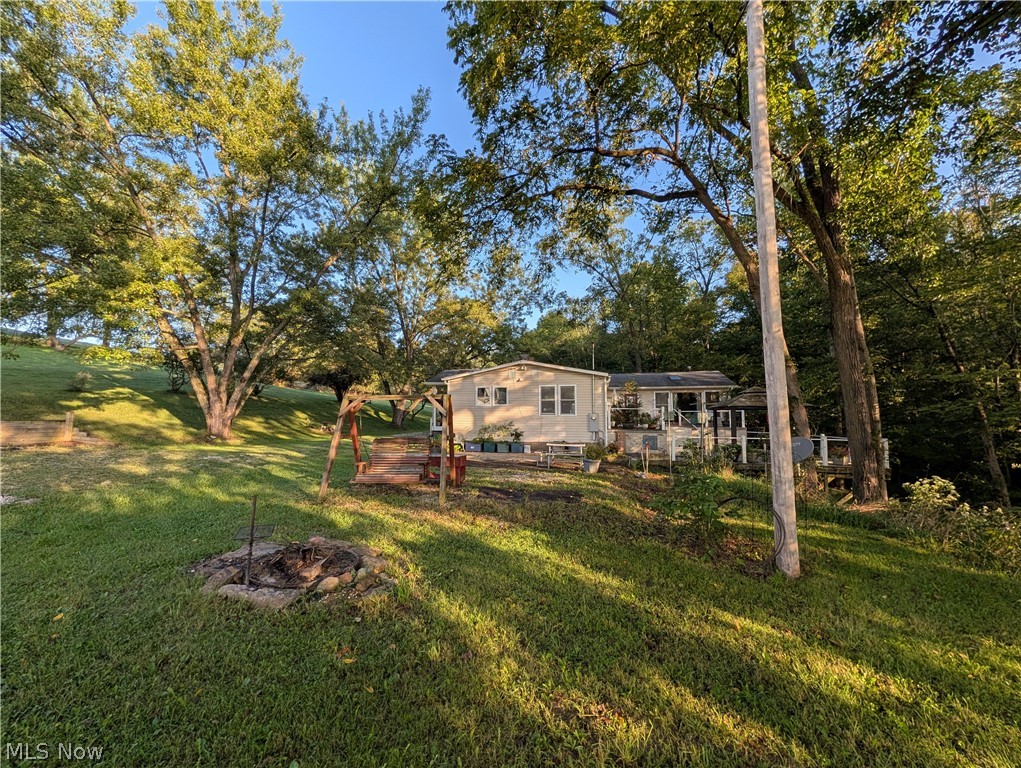940 Perron Road SE Carrollton OH 44615