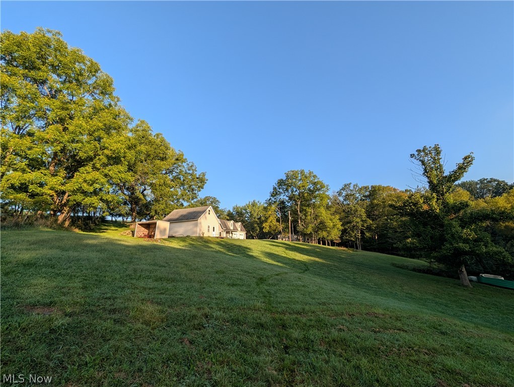 940 Perron Road SE Carrollton OH 44615