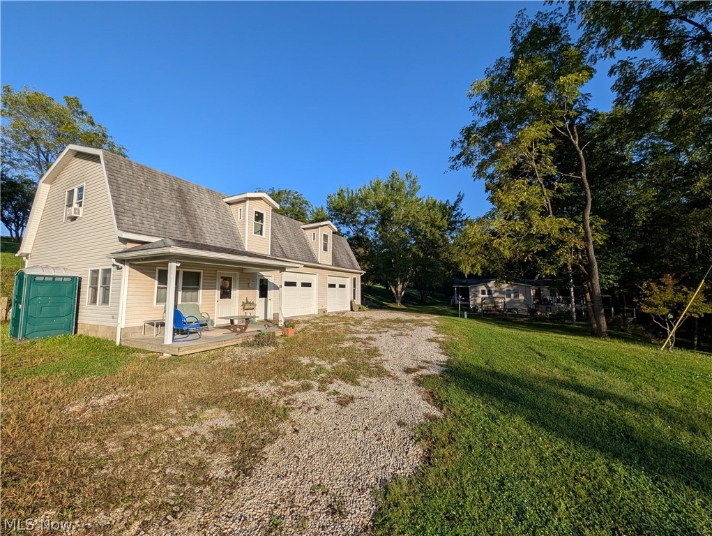 940 Perron Road SE Carrollton OH 44615