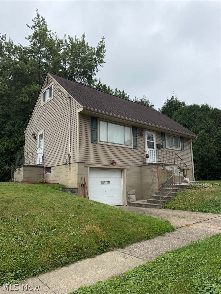 2424 Cooledge Avenue Akron OH 44305