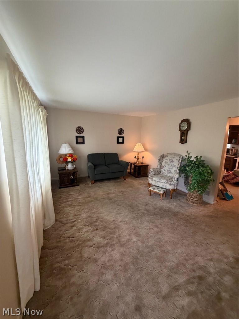 2424 Cooledge Avenue Akron OH 44305