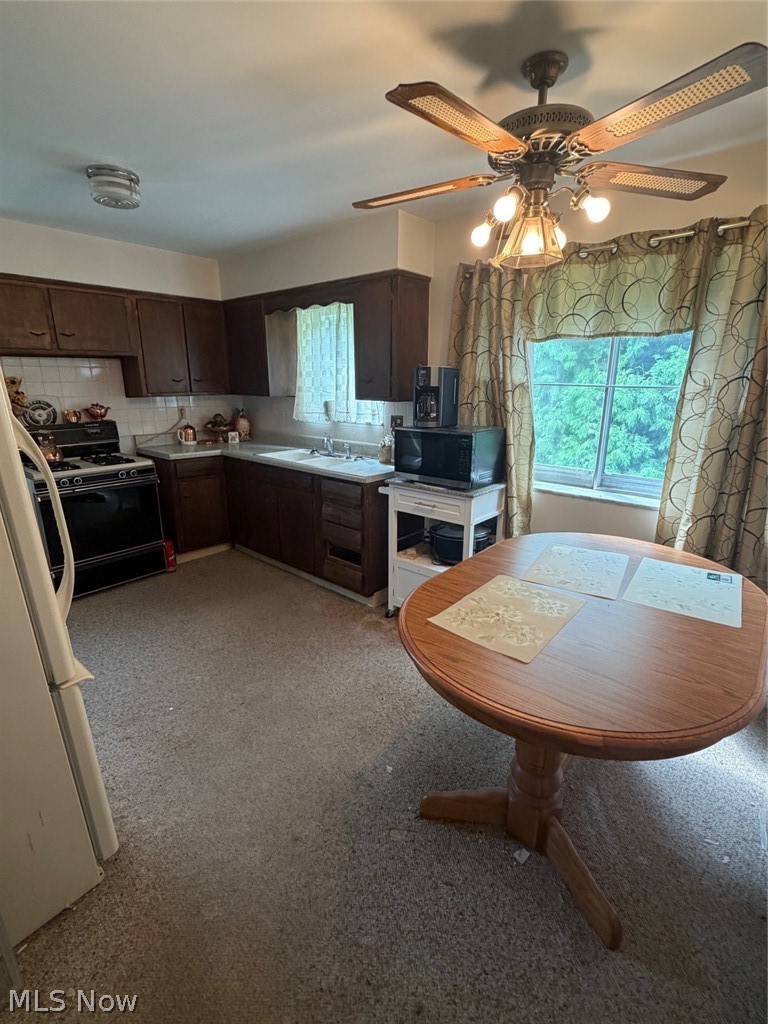 2424 Cooledge Avenue Akron OH 44305