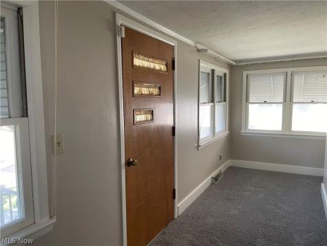 1383 Andrus Avenue Akron OH 44301