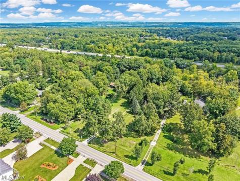 18229 Howe Road Strongsville OH 44136