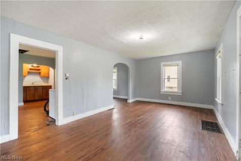 555 W New York Avenue Sebring OH 44672