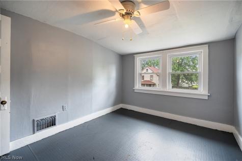 555 W New York Avenue Sebring OH 44672