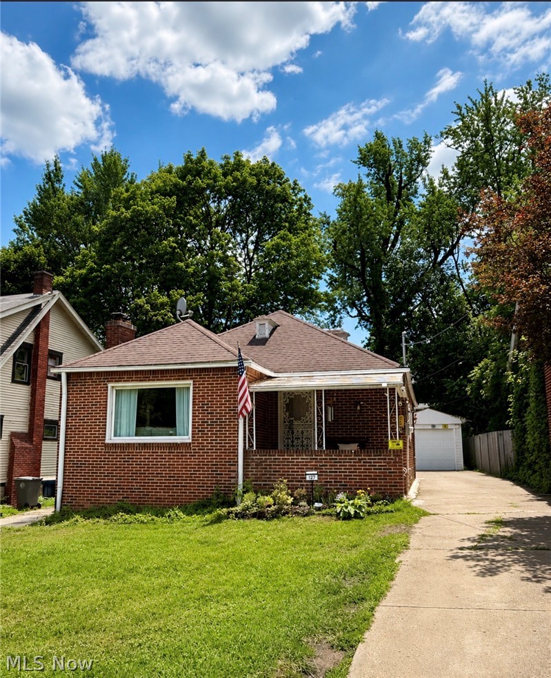 127 Roslyn Drive Youngstown OH 44505