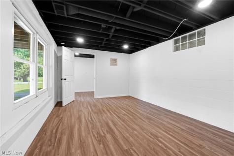 3561 Johnson Road Norton OH 44203