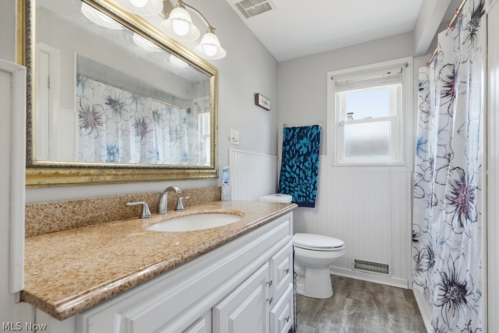 5228 Thornbury Road Lyndhurst OH 44124
