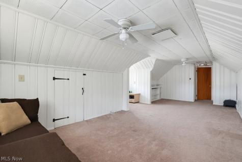 5228 Thornbury Road Lyndhurst OH 44124