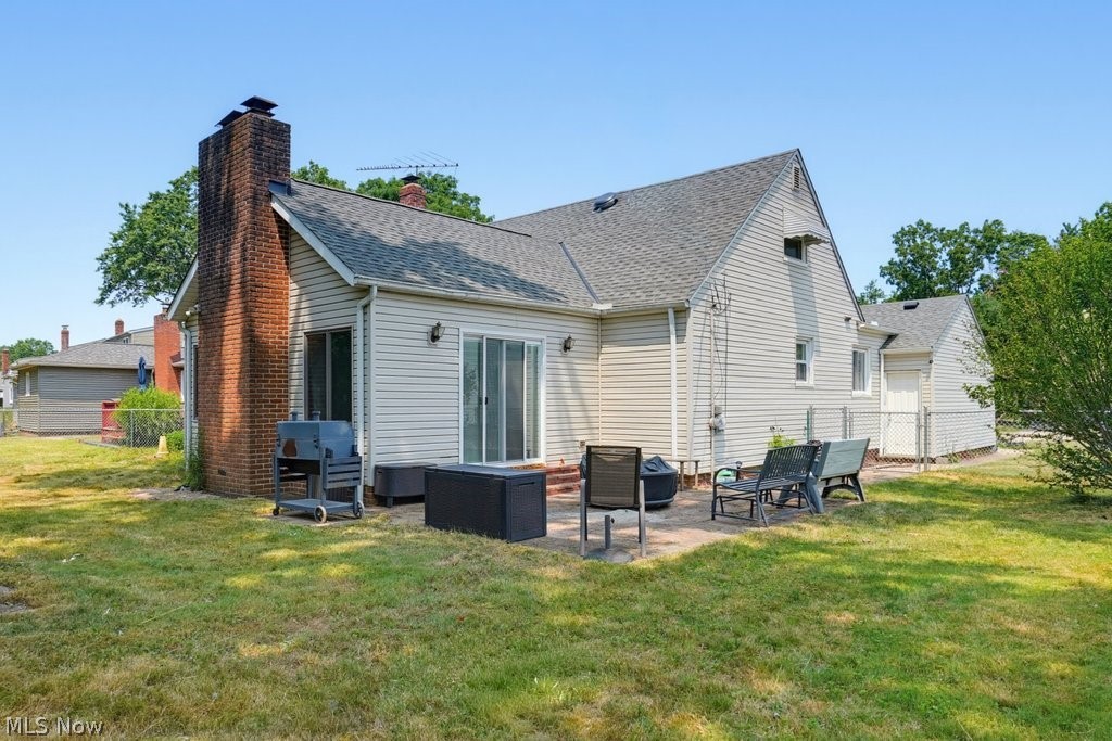 5228 Thornbury Road Lyndhurst OH 44124