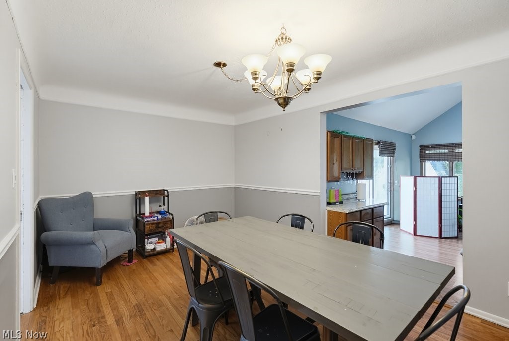 5228 Thornbury Road Lyndhurst OH 44124