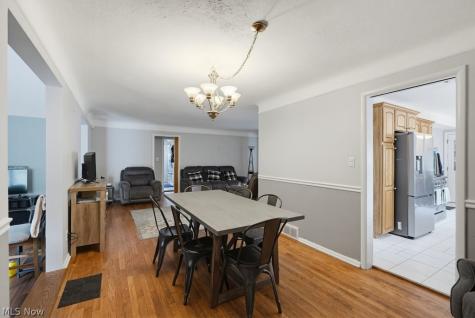 5228 Thornbury Road Lyndhurst OH 44124