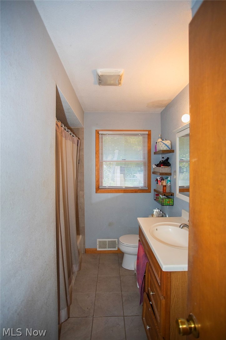 3840 Allendale Avenue Austintown OH 44511