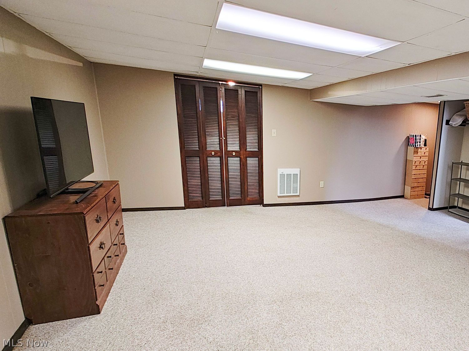 237 W Hopewell Drive Struthers OH 44471