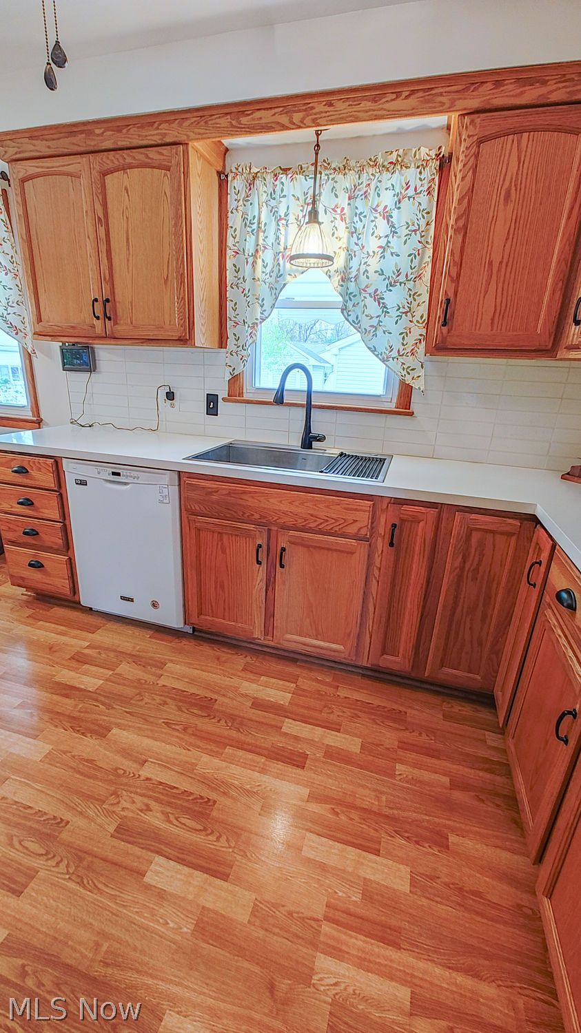 237 W Hopewell Drive Struthers OH 44471