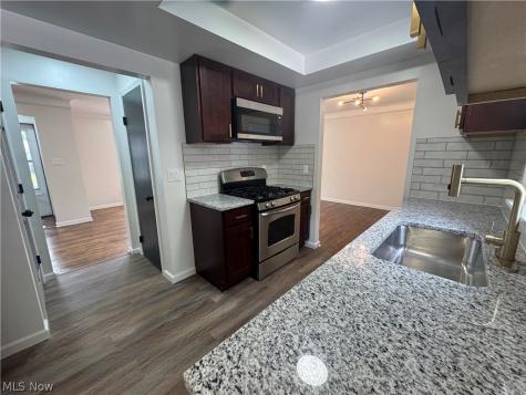 4029 Hinsdale Road South Euclid OH 44121