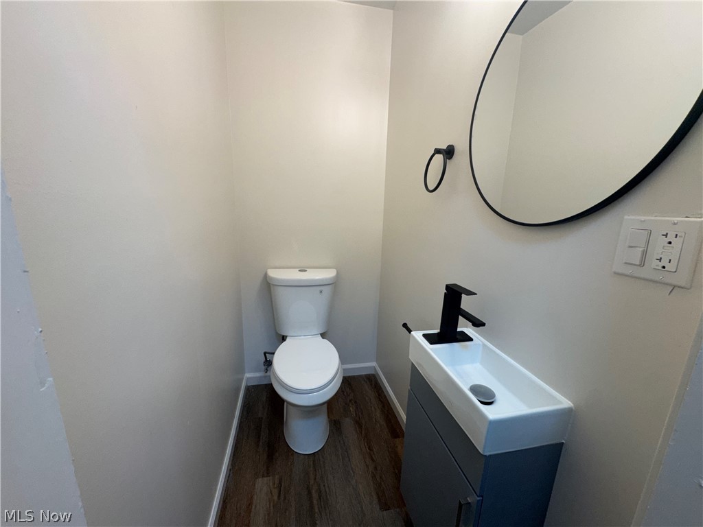 4029 Hinsdale Road South Euclid OH 44121