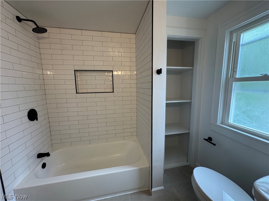 4029 Hinsdale Road South Euclid OH 44121