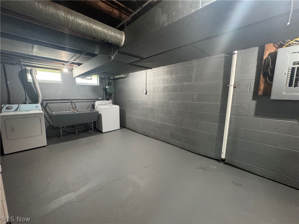 4029 Hinsdale Road South Euclid OH 44121