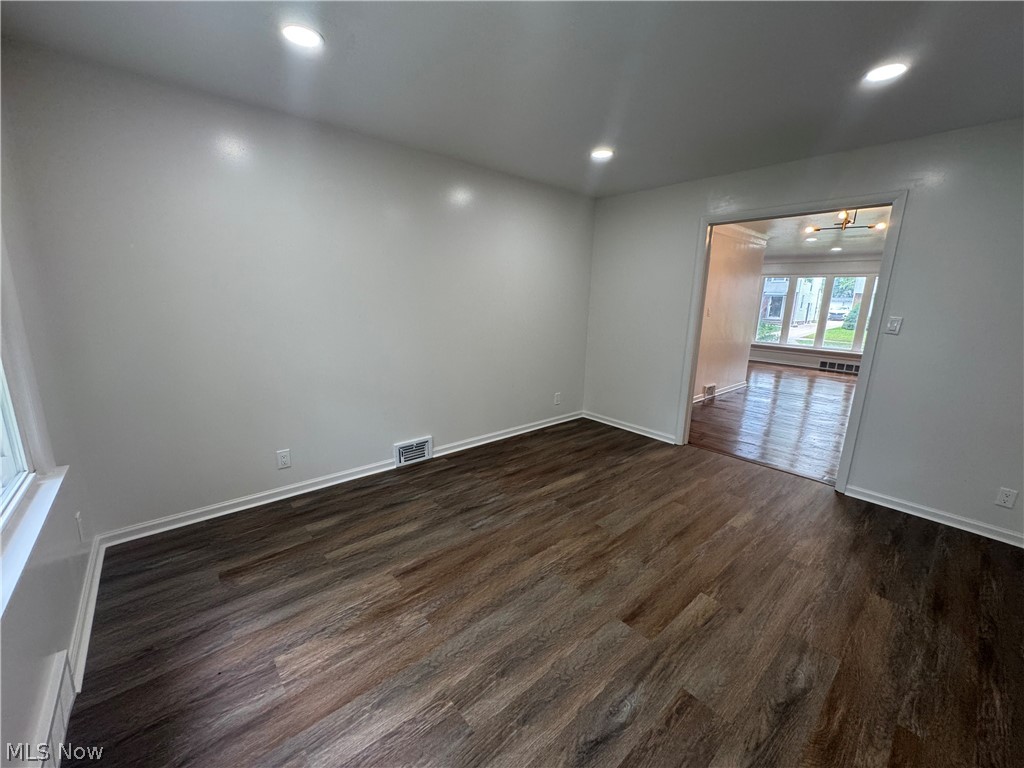 4029 Hinsdale Road South Euclid OH 44121