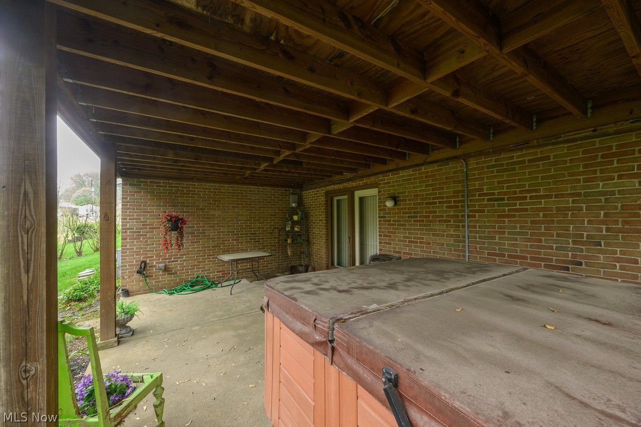 4600 Greenmeadow Avenue NW Canton OH 44709
