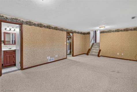 11884 Stormes Drive Parma OH 44130