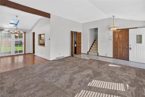 11884 Stormes Drive Parma OH 44130