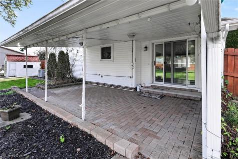 11884 Stormes Drive Parma OH 44130