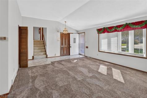 11884 Stormes Drive Parma OH 44130