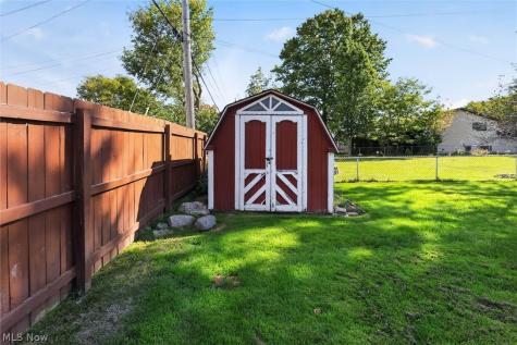 11884 Stormes Drive Parma OH 44130