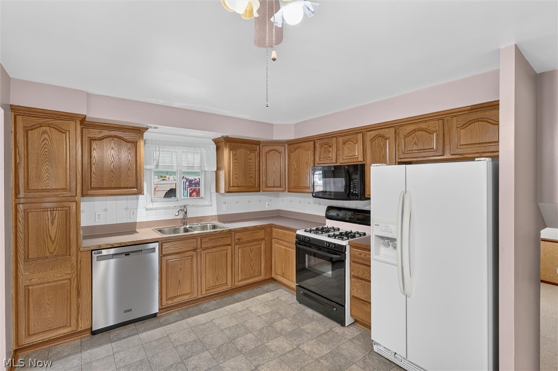 11884 Stormes Drive Parma OH 44130