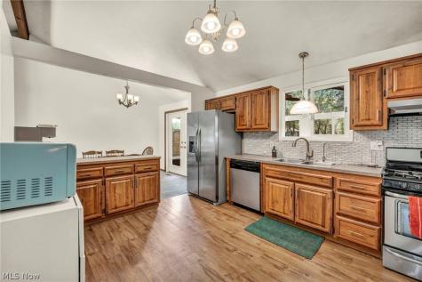 7850 E Linden Lane Parma OH 44130