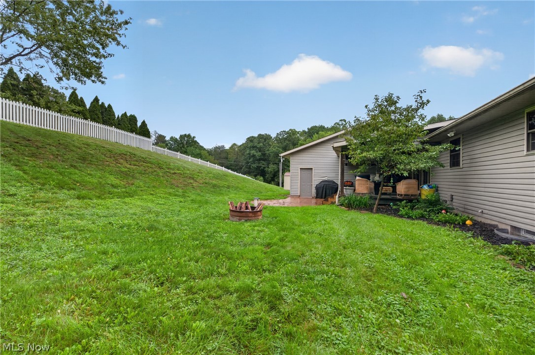 169 Schneiders Crossing Road NW Dover OH 44622