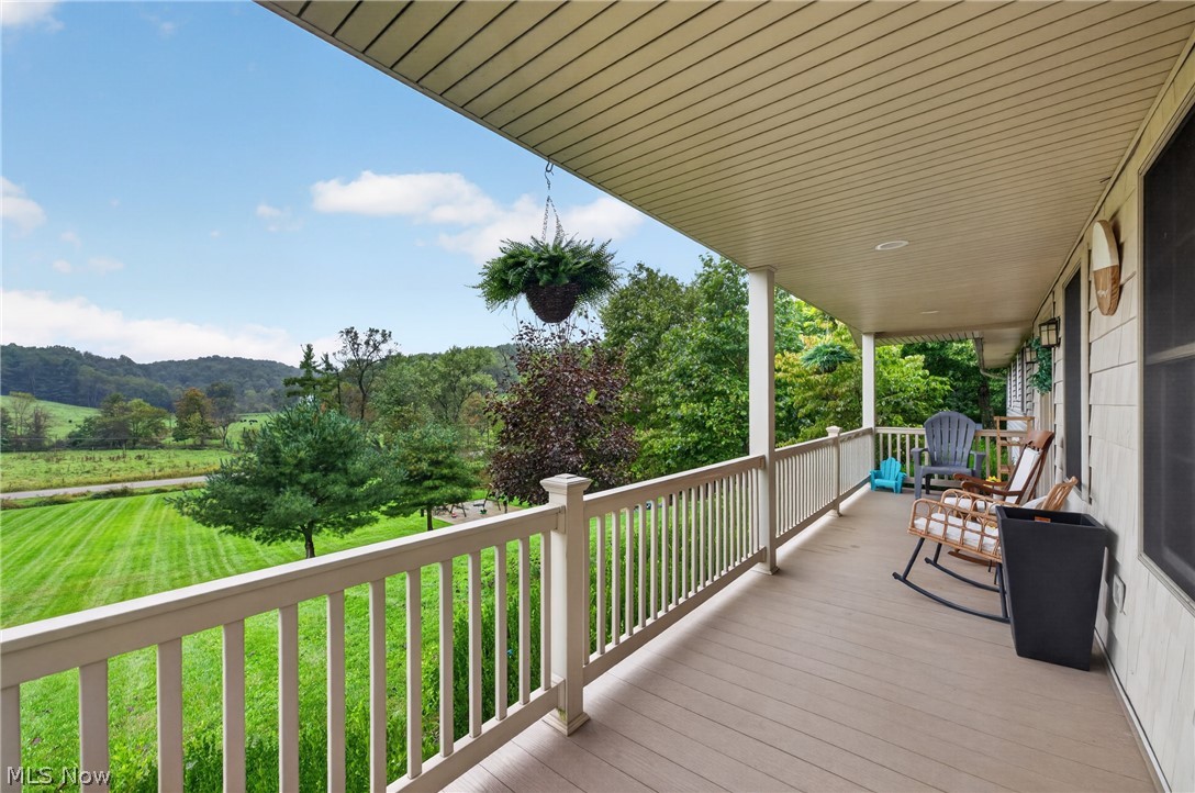 169 Schneiders Crossing Road NW Dover OH 44622