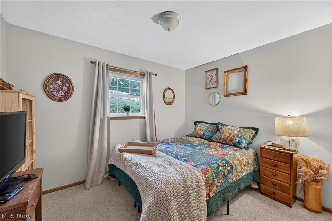 169 Schneiders Crossing Road NW Dover OH 44622